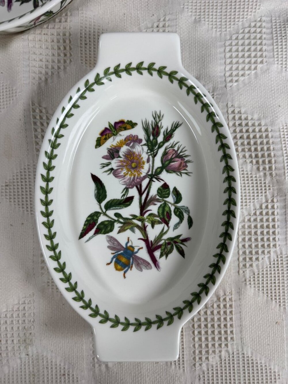 Botanic Garden Oval Gratin Dish w Floral & Insect Design By Portmeirion Ceramic